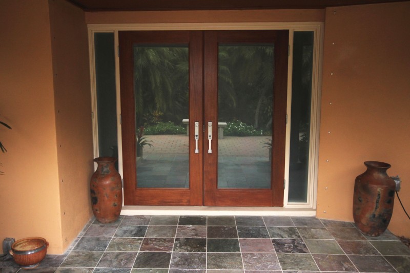 Marlor-front-door-800x533